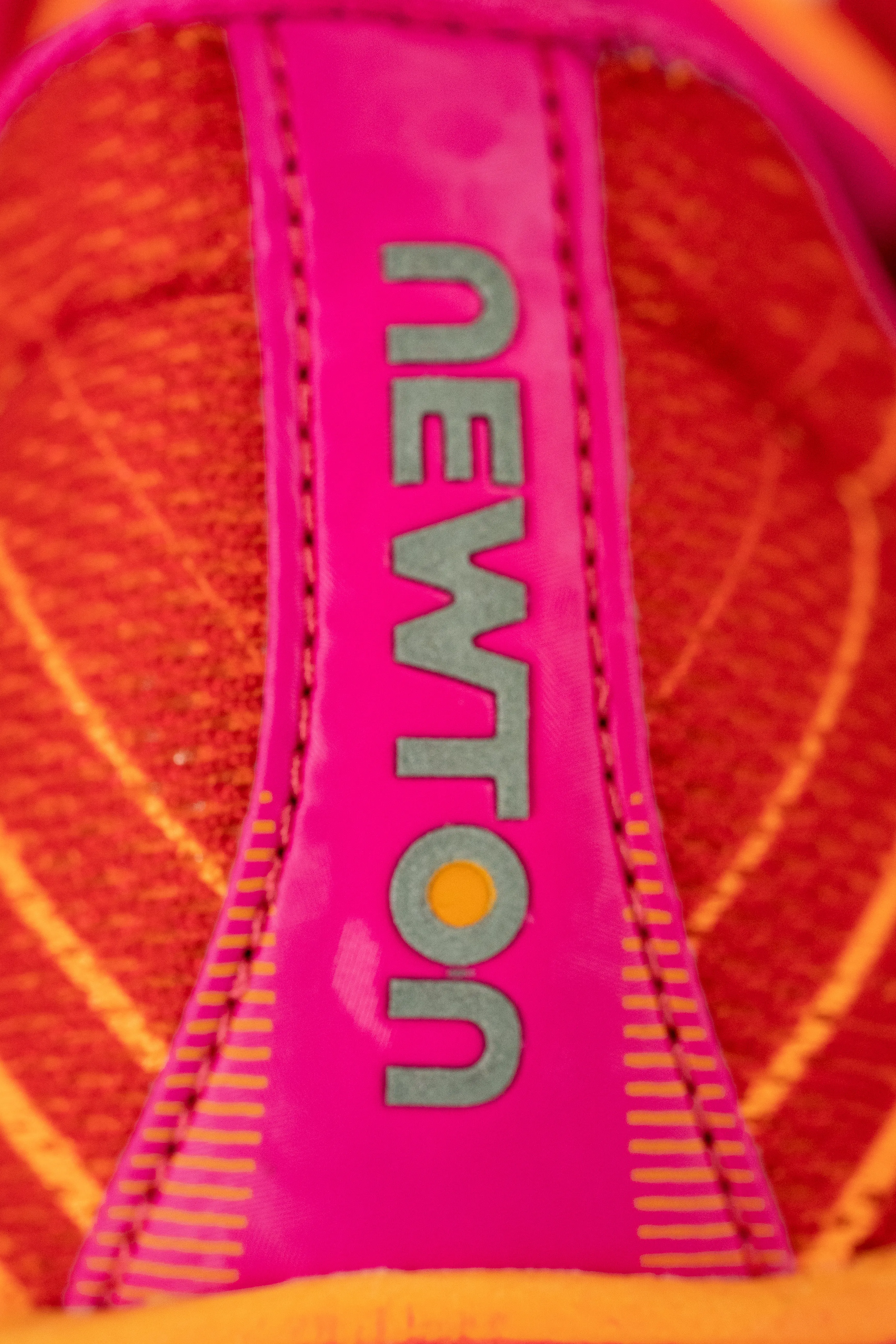 Newton Women's Gravity 11 - W000222 - Tangerine Pink